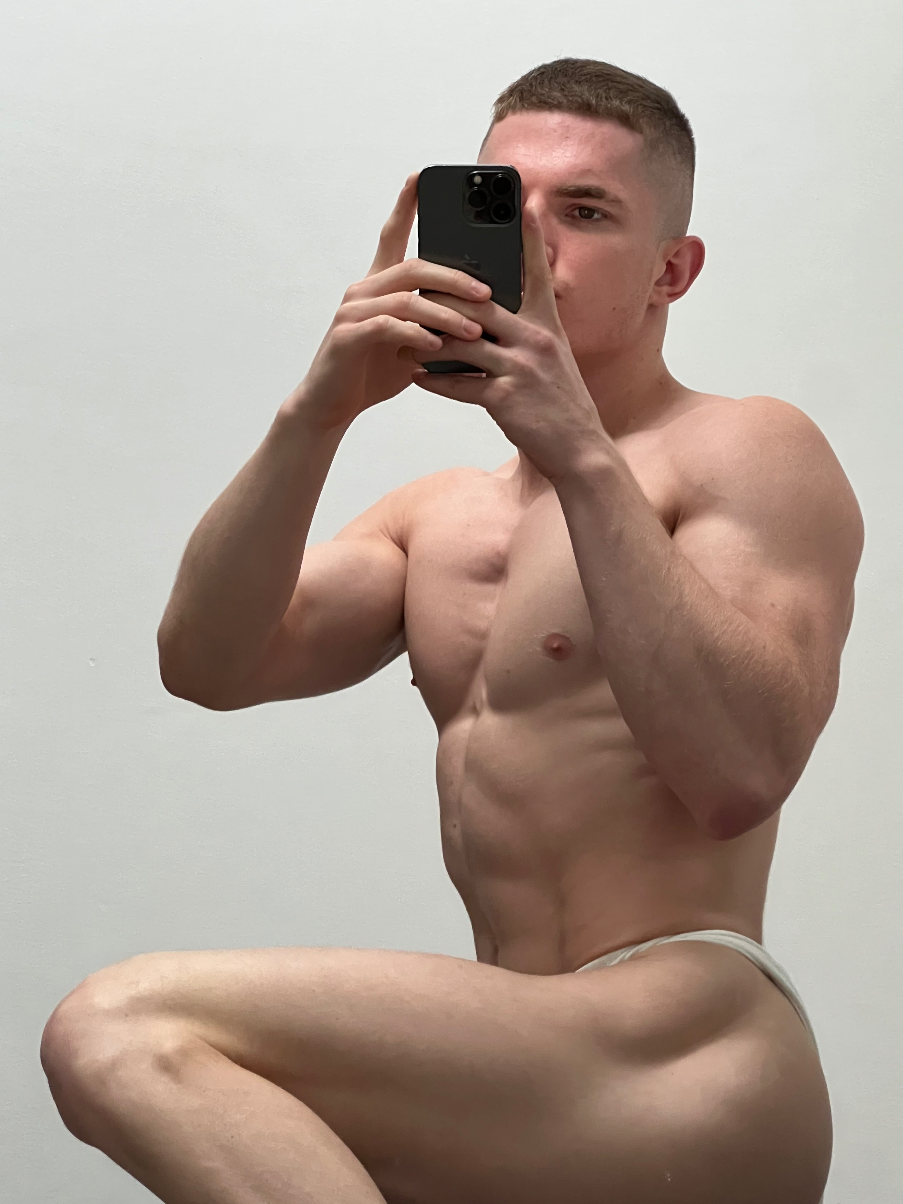 helg_yan - Onlyfans Leaked Images 2