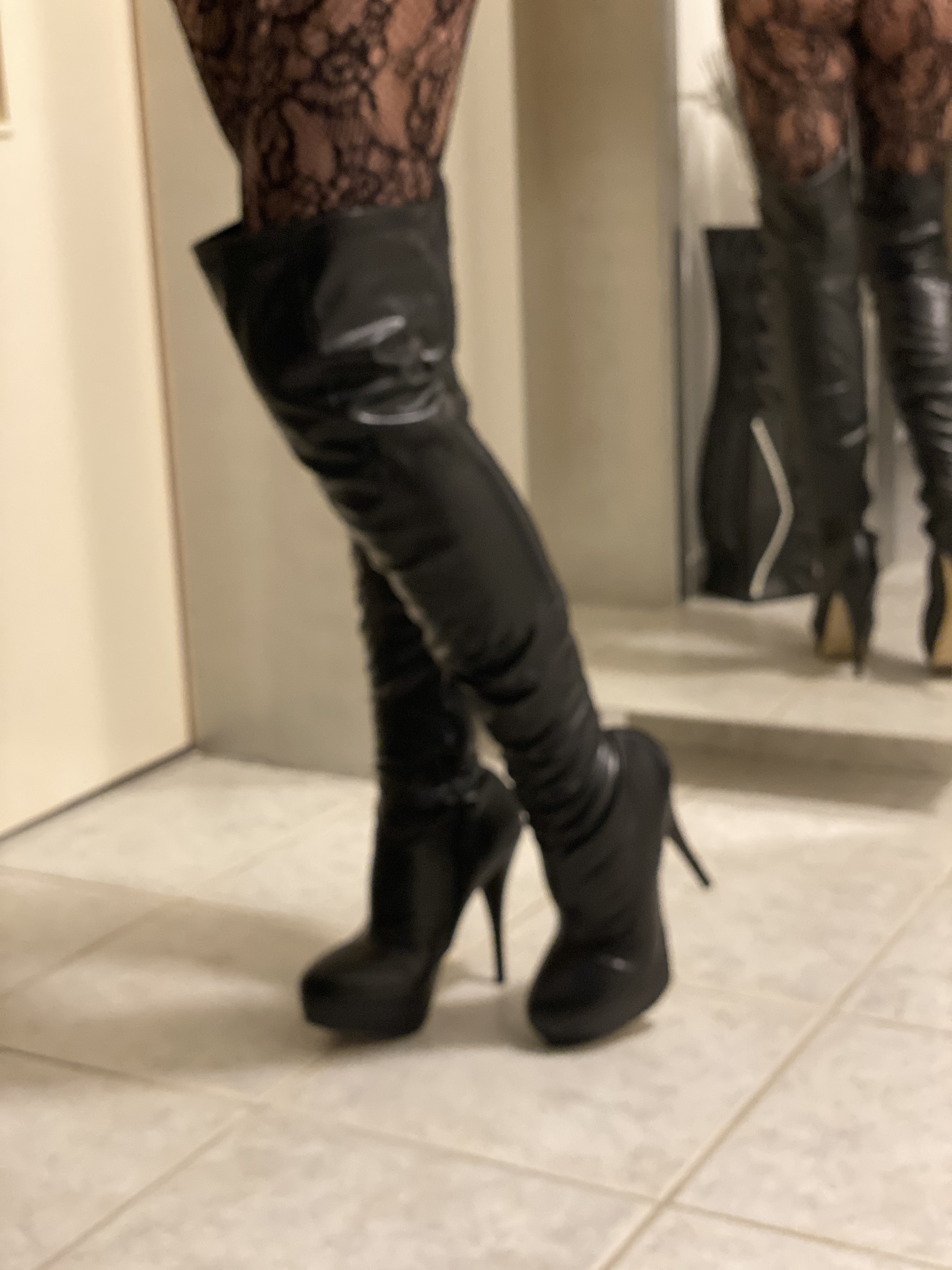 melli23 - Onlyfans Leaked Images 2