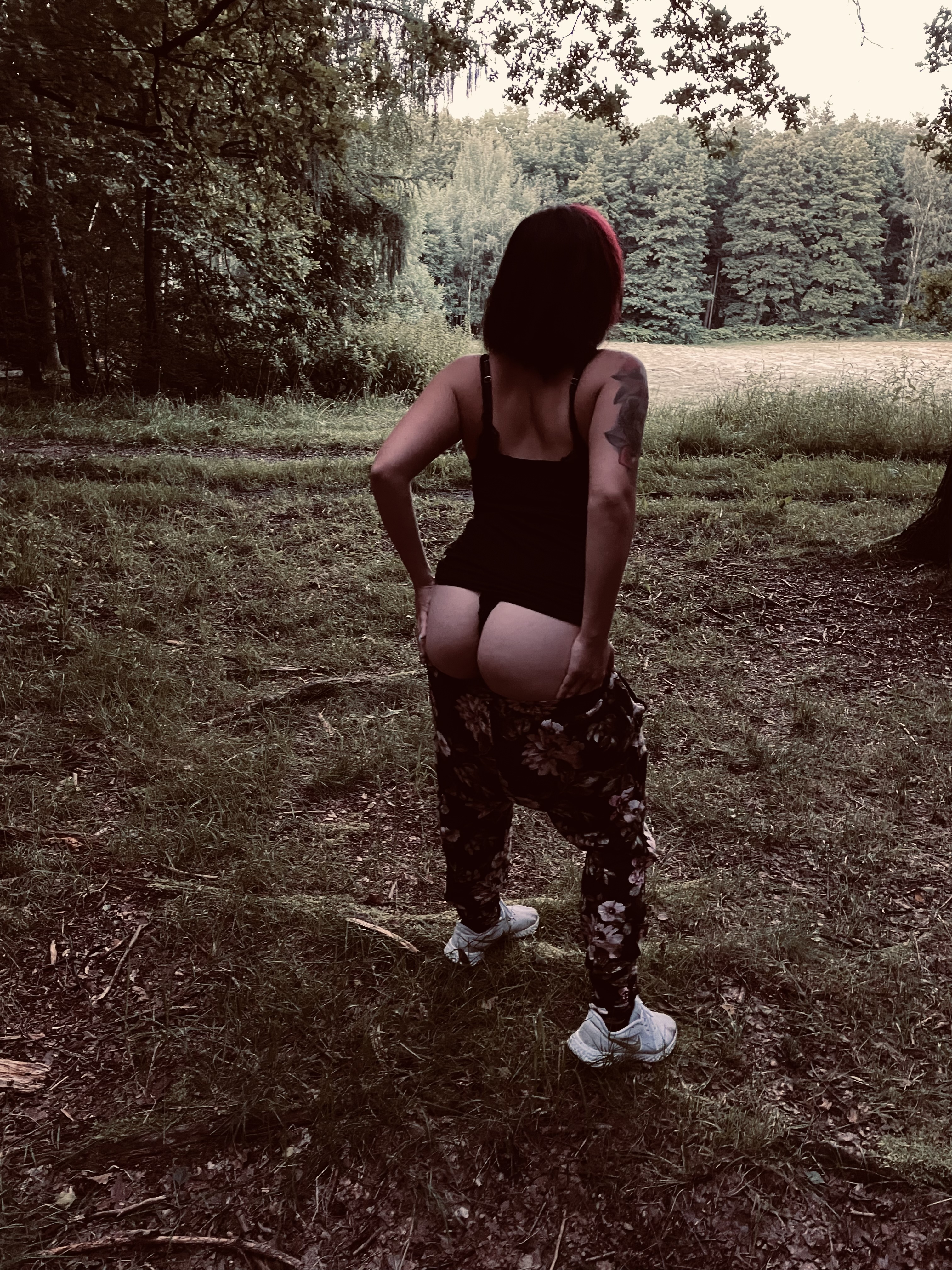 sabrinas_secret - Profile preview