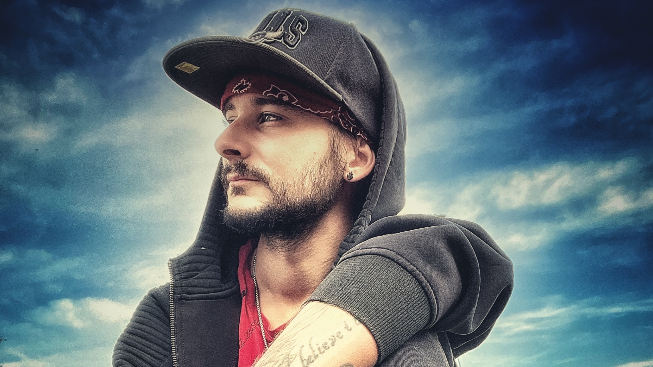 saphir3xdjweigaofficial - Onlyfans Leaked Images 2