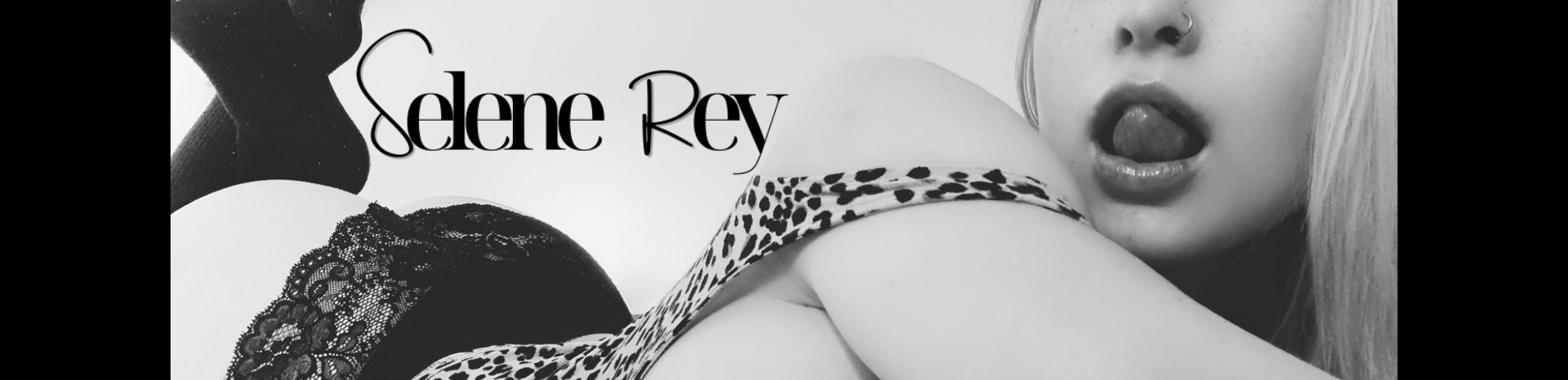 selenereyvip - Onlyfans Leaked Images 2
