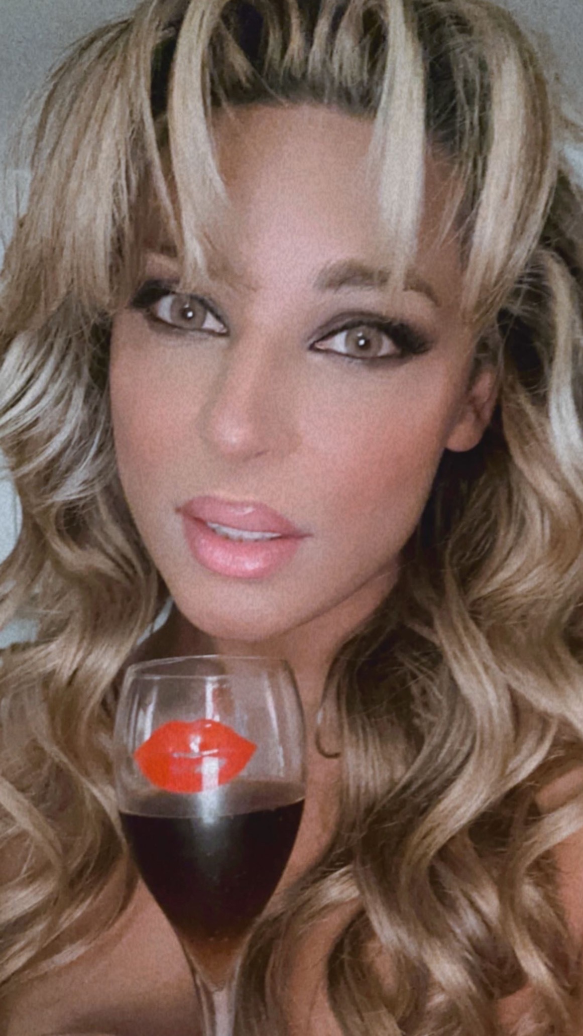 tsrubymcqueen - Profile preview