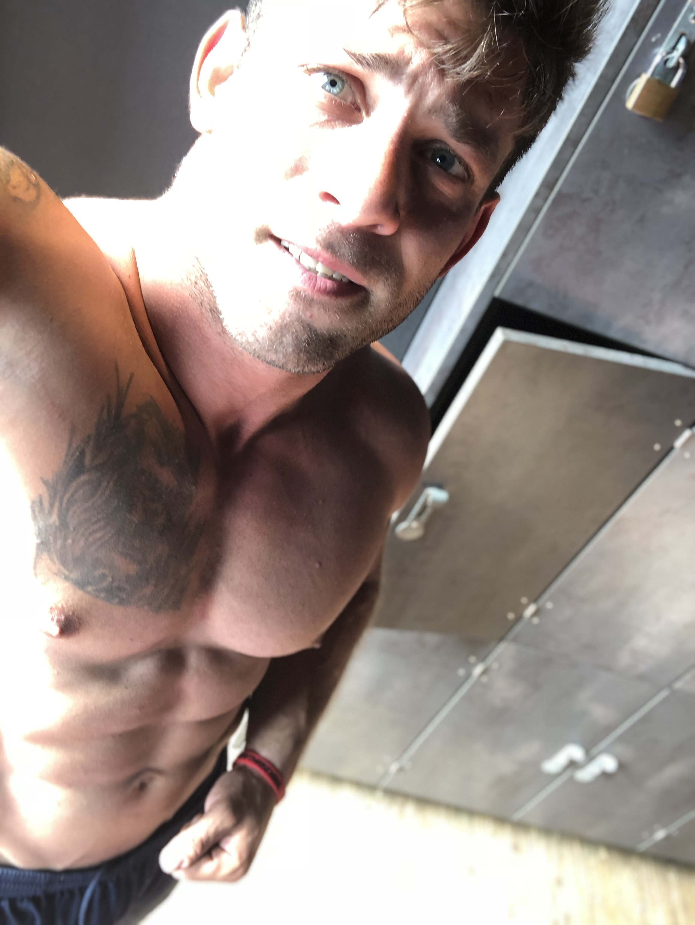 u100651863 - Onlyfans Leaked Images 2